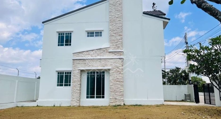 For sale 3 bedrooms house in Huay Yai, Pattaya