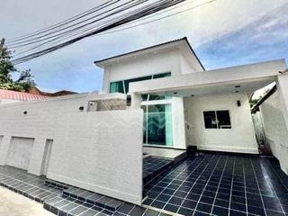 À vendre 5 chambres maison à Bang Lamung, Chonburi