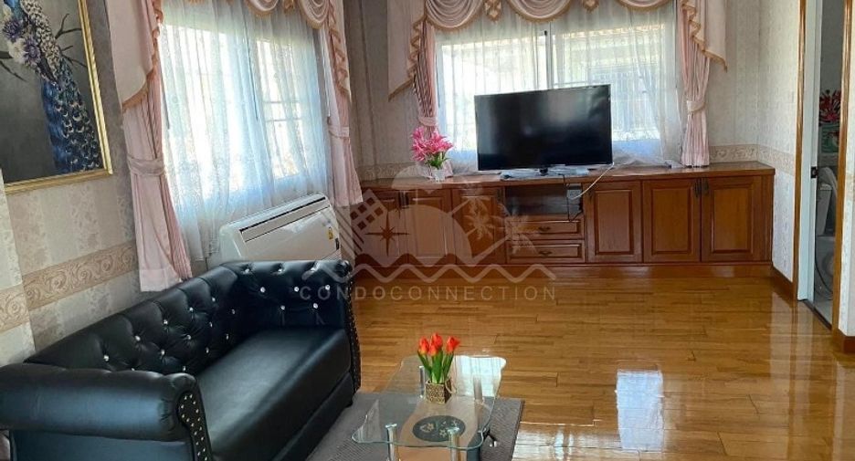 Haus zum Kauf mit 5 Zimmer in East Pattaya, Pattaya