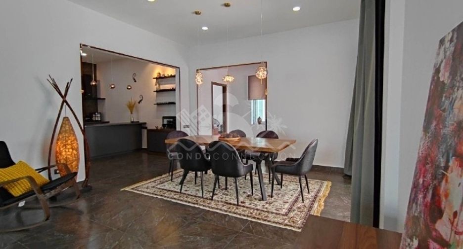 For sale 3 bedrooms house in Huay Yai, Pattaya