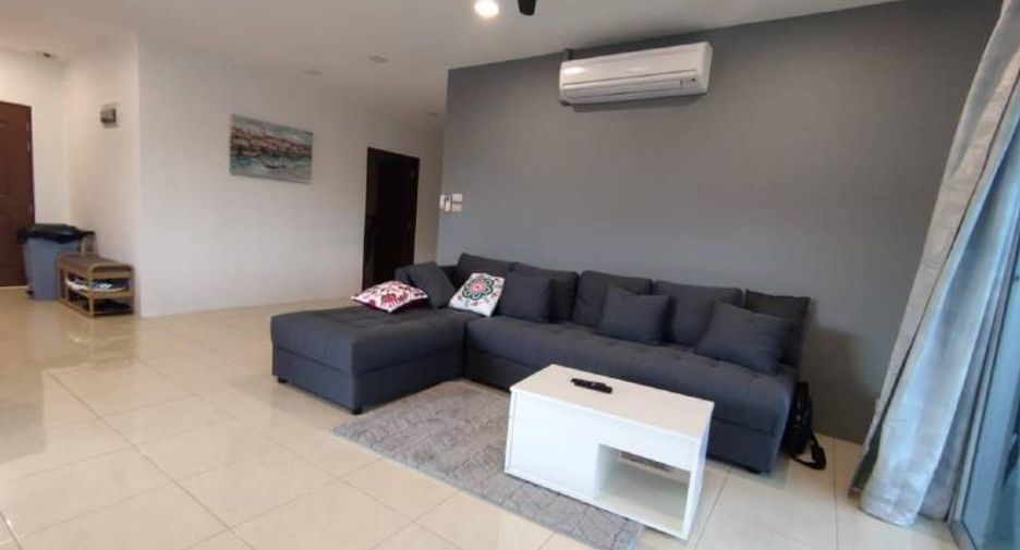 For sale 3 bedrooms condo in Pratumnak, Pattaya