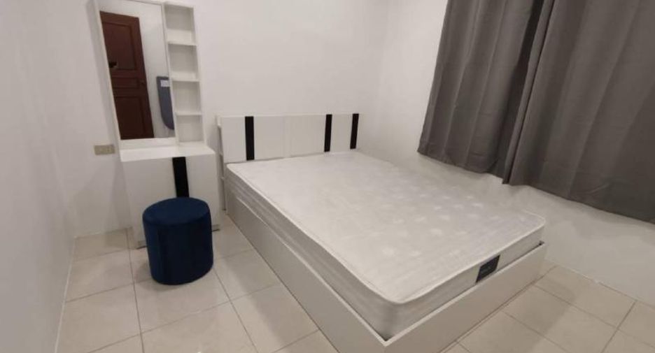 For sale 3 bedrooms condo in Pratumnak, Pattaya