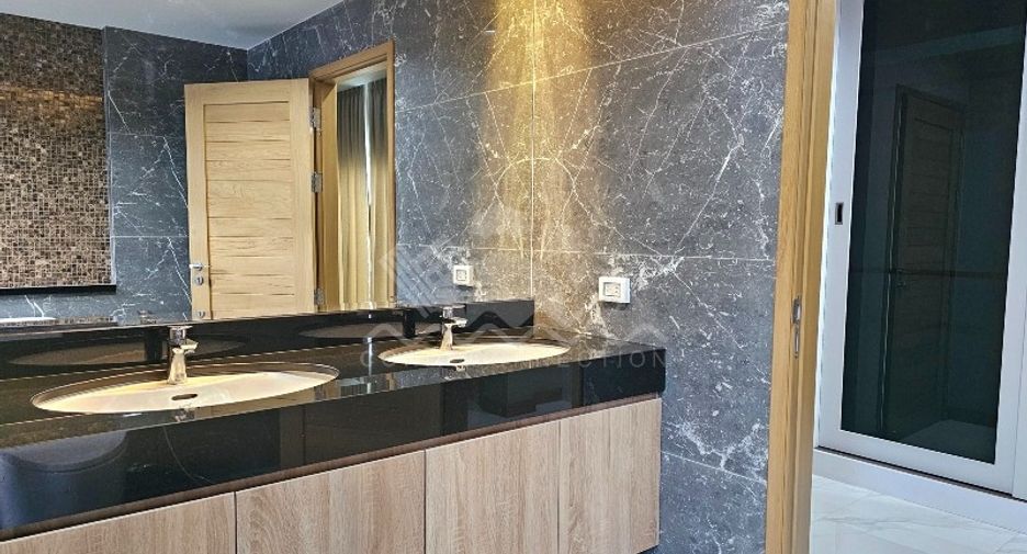 Haus zur Miete mit 3 Zimmer in Huay Yai, Pattaya