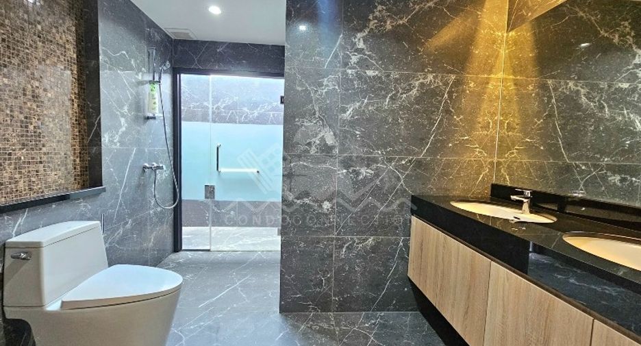 Haus zur Miete mit 3 Zimmer in Huay Yai, Pattaya