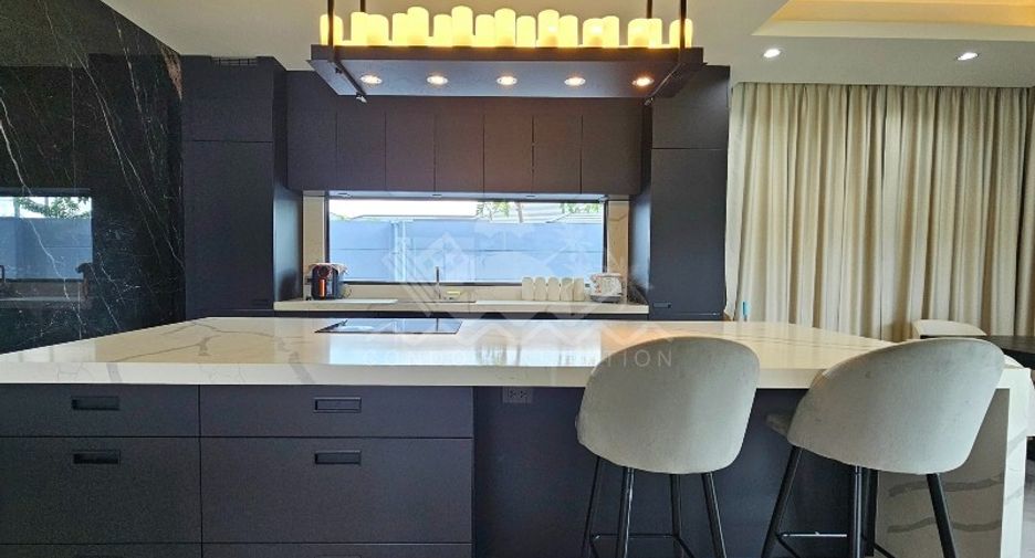 Haus zur Miete mit 3 Zimmer in Huay Yai, Pattaya