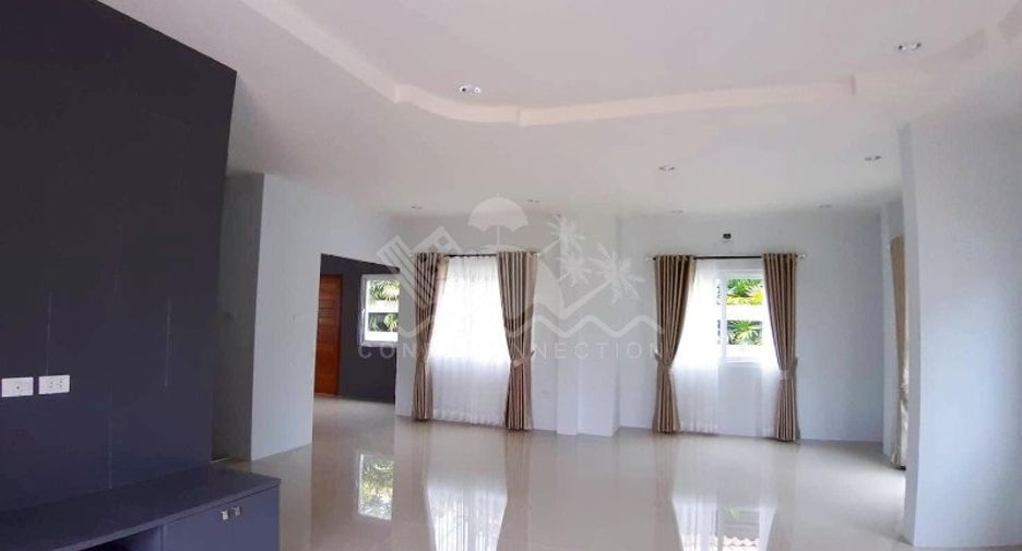 For sale 3 ベッドルーム house in East Pattaya, Pattaya