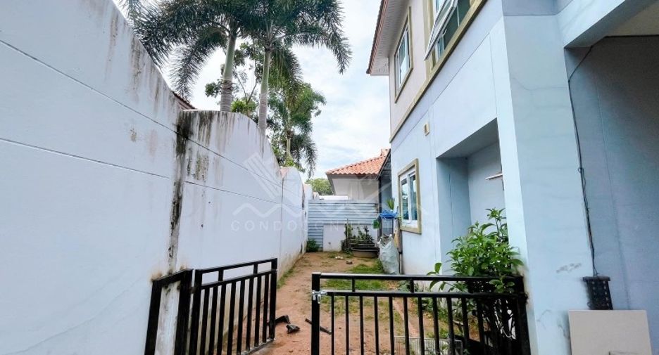 For sale 3 ベッドルーム house in East Pattaya, Pattaya