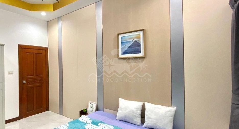 For sale 4 bedrooms house in East Pattaya, Pattaya