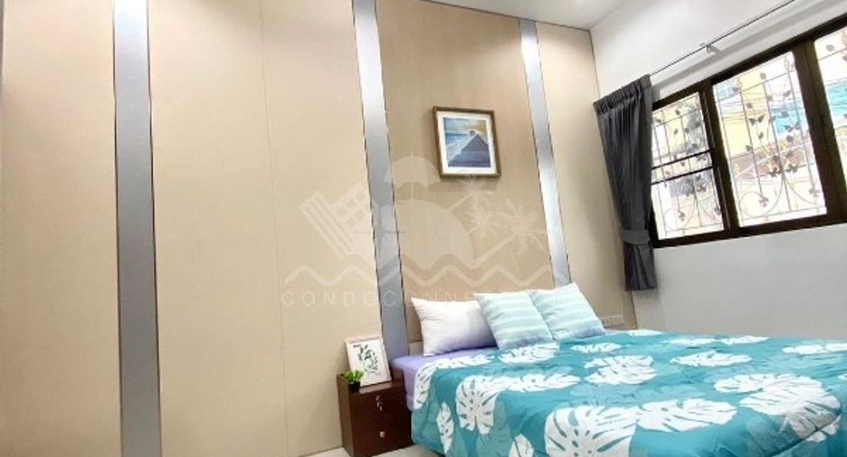 For sale 4 bedrooms house in East Pattaya, Pattaya