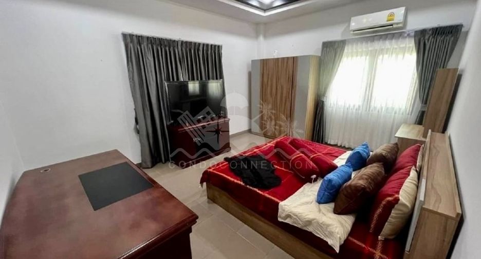 For sale 5 bedrooms house in Huay Yai, Pattaya