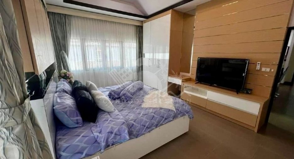 For sale 5 bedrooms house in Huay Yai, Pattaya
