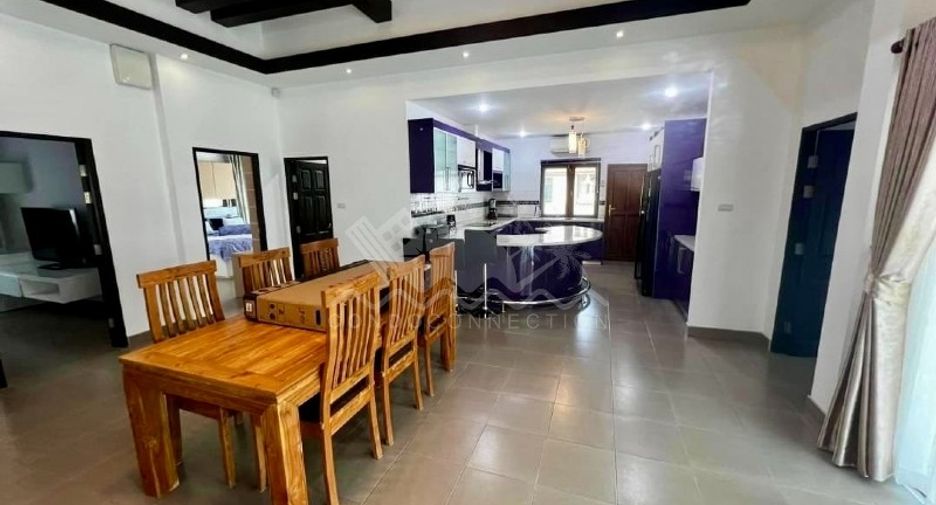 For sale 5 bedrooms house in Huay Yai, Pattaya
