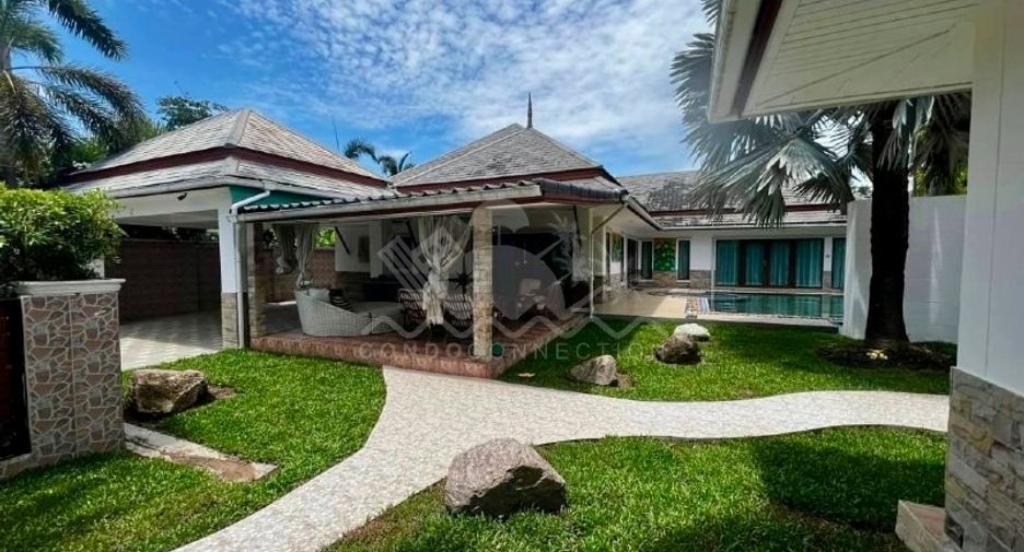 For sale 5 bedrooms house in Huay Yai, Pattaya