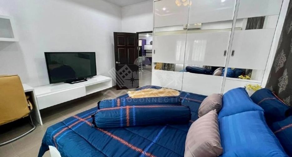 For sale 5 bedrooms house in Huay Yai, Pattaya