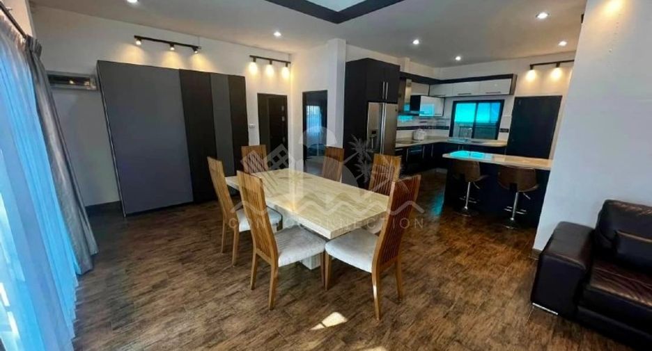 For sale 3 bedrooms house in Huay Yai, Pattaya