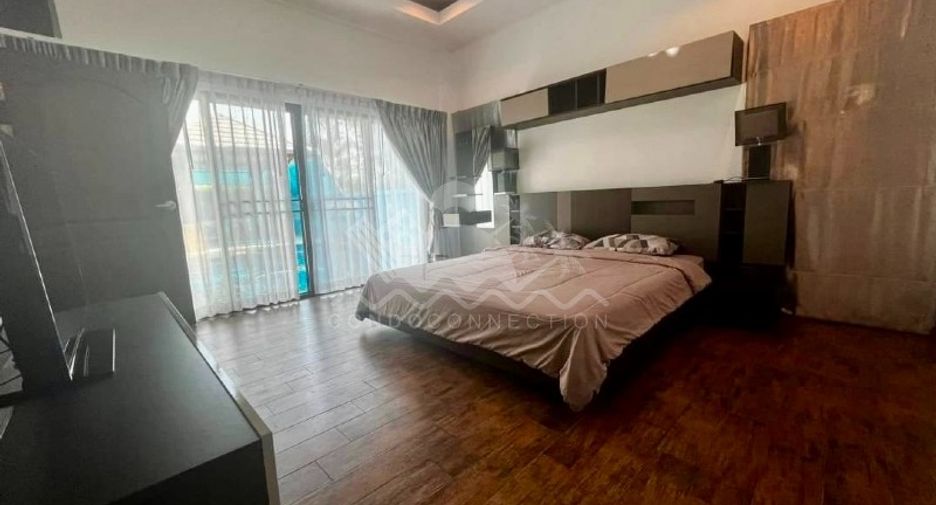 For sale 3 bedrooms house in Huay Yai, Pattaya