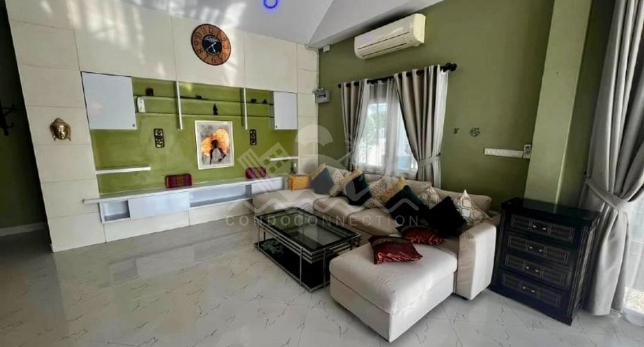 À vendre 3 chambres maison à Huay Yai, Pattaya