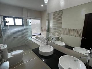 À vendre 4 chambres maison à Bang Lamung, Chonburi