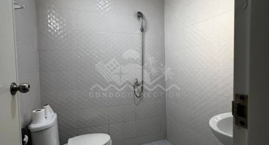 À vendre 4 chambres maison à Huay Yai, Pattaya