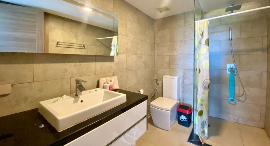 À vendre 1 chambre condo à Sattahip, Chonburi