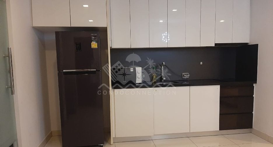 For sale 2 bedrooms condo in Pratumnak, Pattaya