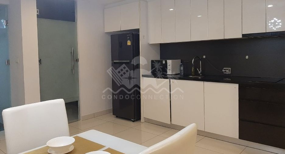 For sale 2 bedrooms condo in Pratumnak, Pattaya