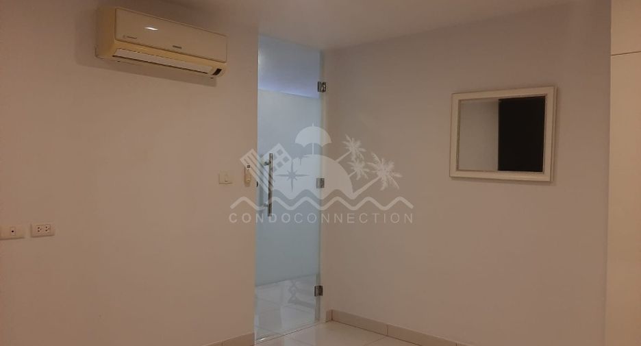 For sale 2 bedrooms condo in Pratumnak, Pattaya