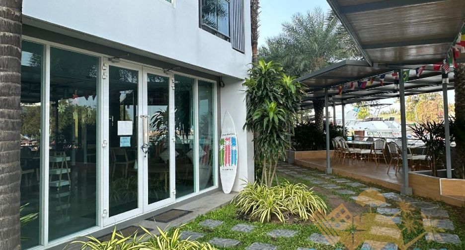 For sale 2 ベッドルーム condo in Sattahip, Chonburi