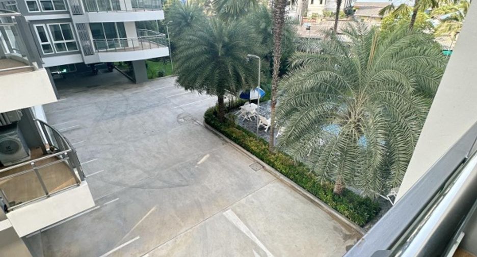 For sale 2 ベッドルーム condo in Sattahip, Chonburi
