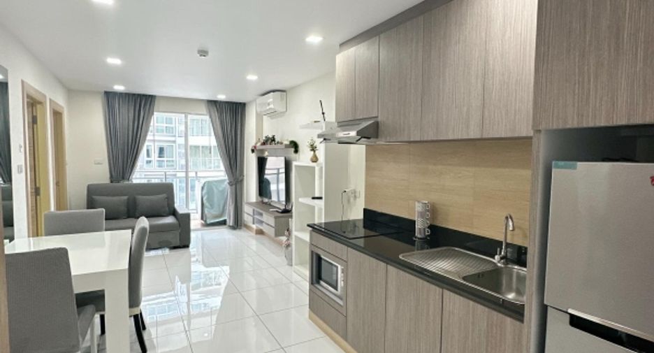 For sale 2 ベッドルーム condo in Sattahip, Chonburi