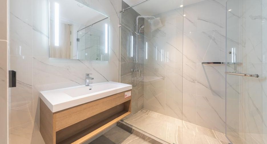 For sale 1 bed condo in Central Pattaya, Pattaya