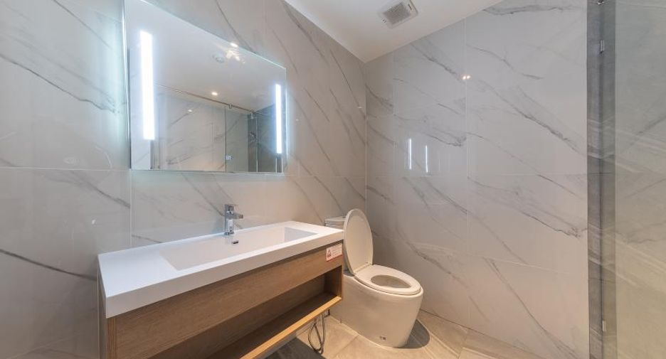 For sale 2 bedrooms condo in Central Pattaya, Pattaya