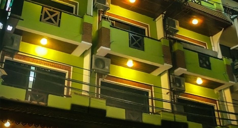 出售 32 卧室 商业空间 在 Bang Lamung, Chon Buri
