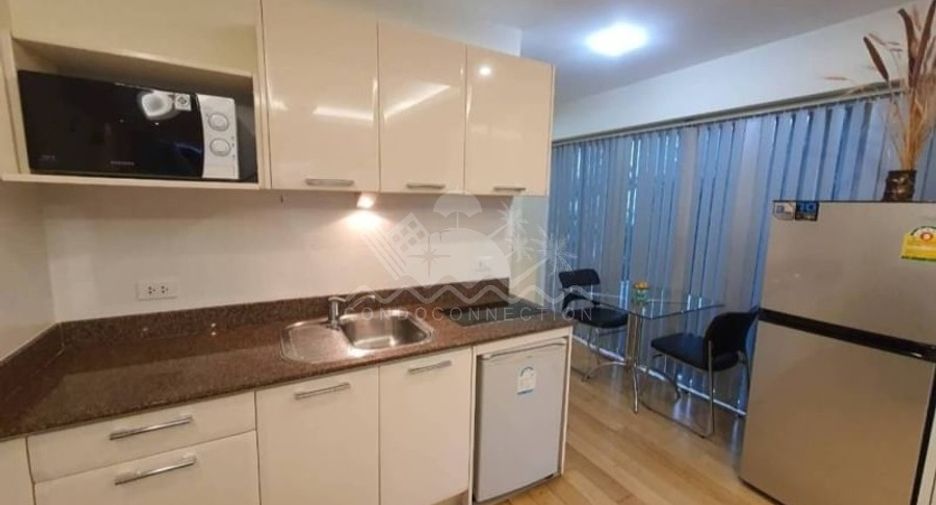 À vendre studio condo à Pratumnak, Pattaya