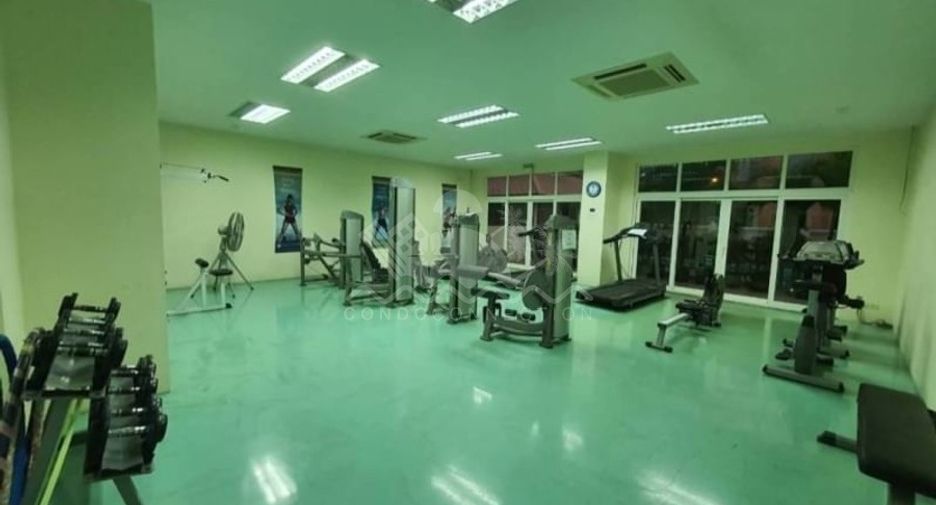 À vendre studio condo à Pratumnak, Pattaya