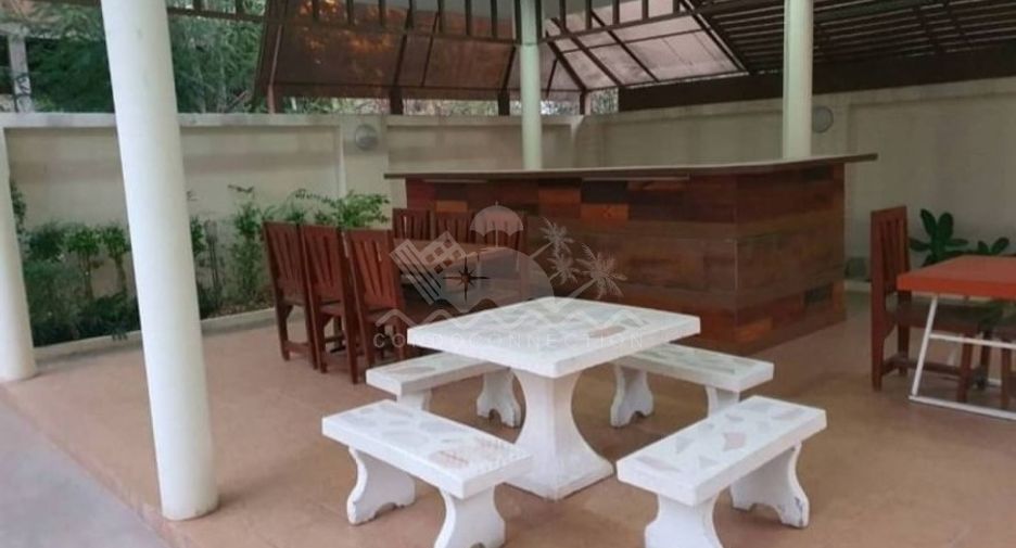 À vendre studio condo à Pratumnak, Pattaya