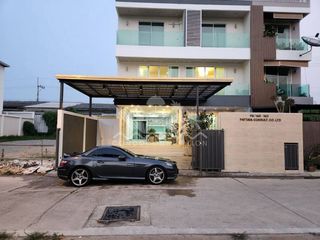 For sale 6 bedrooms house in Bang Lamung, Chonburi