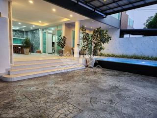 For sale 6 bedrooms house in Bang Lamung, Chonburi