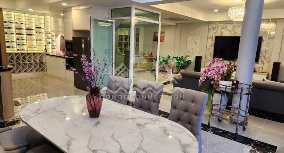 For sale 6 bedrooms house in South Pattaya, Pattaya