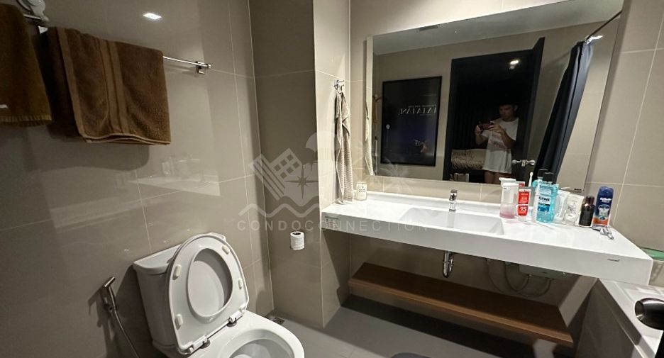 Wohnung zum Kauf mit 2 Zimmer in Phra Khanong, Bangkok
