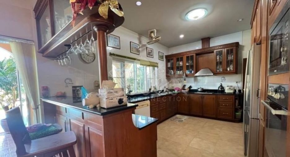 À vendre 4 chambres maison à East Pattaya, Pattaya