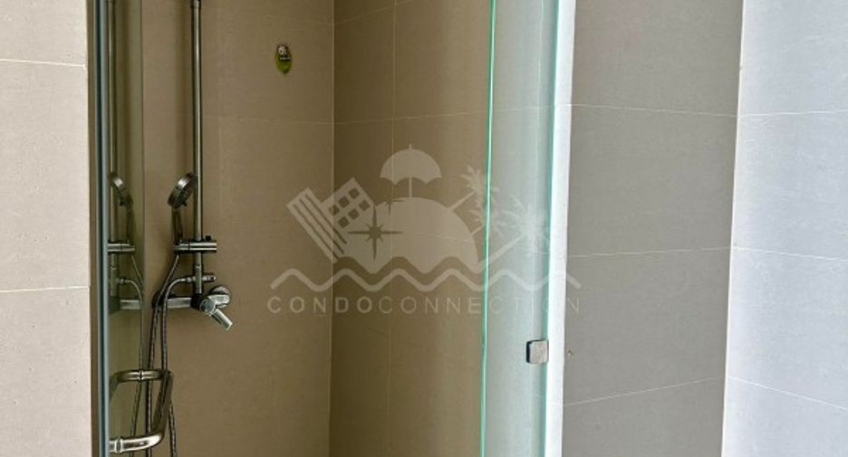 Продажа 3 спальни кондо в Йомтиен, Паттайя