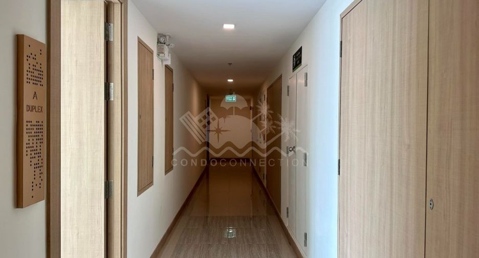 Продажа 3 спальни кондо в Йомтиен, Паттайя