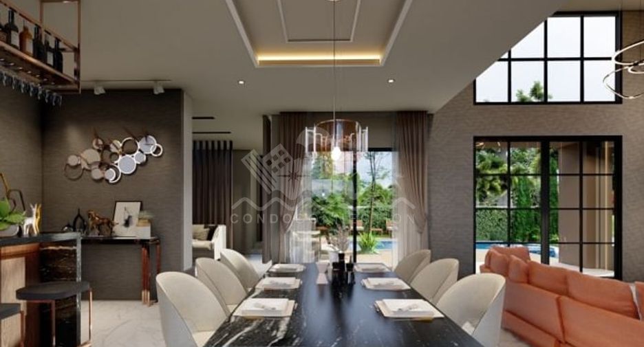 For sale 4 bedrooms house in East Pattaya, Pattaya