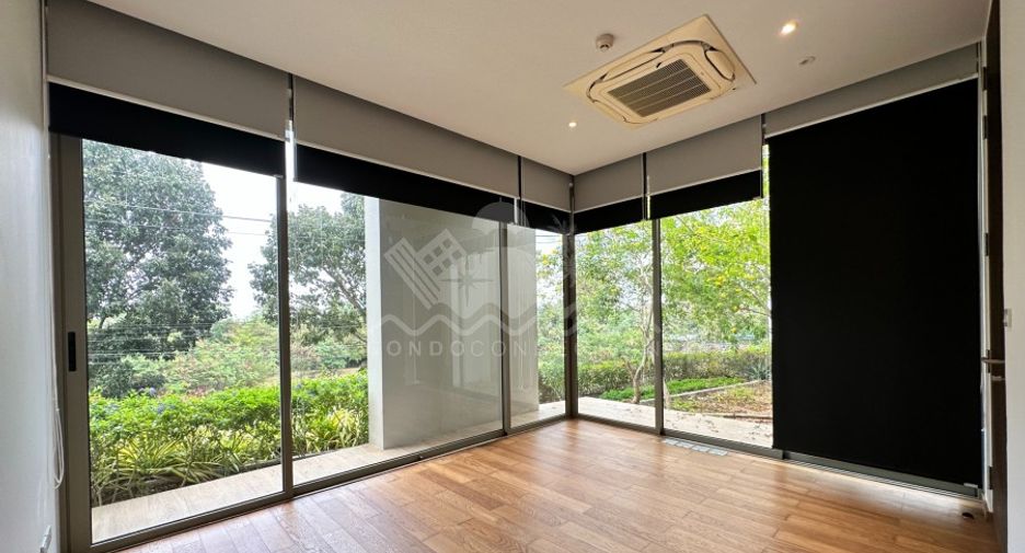 For sale 2 bedrooms condo in Sattahip, Chonburi