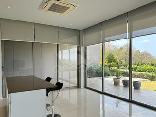 Condo en venta de 2 habitaciones en Bang Saray, Pattaya