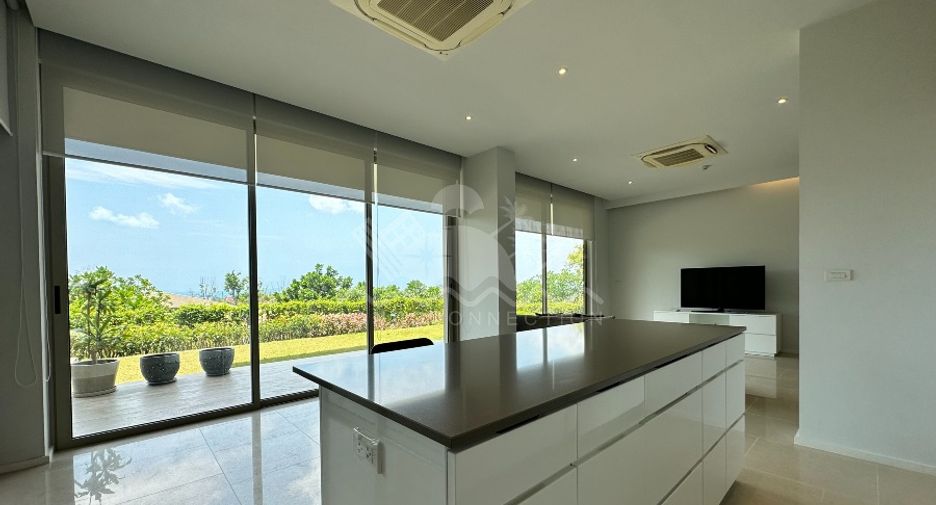 For sale 2 bedrooms condo in Sattahip, Chonburi