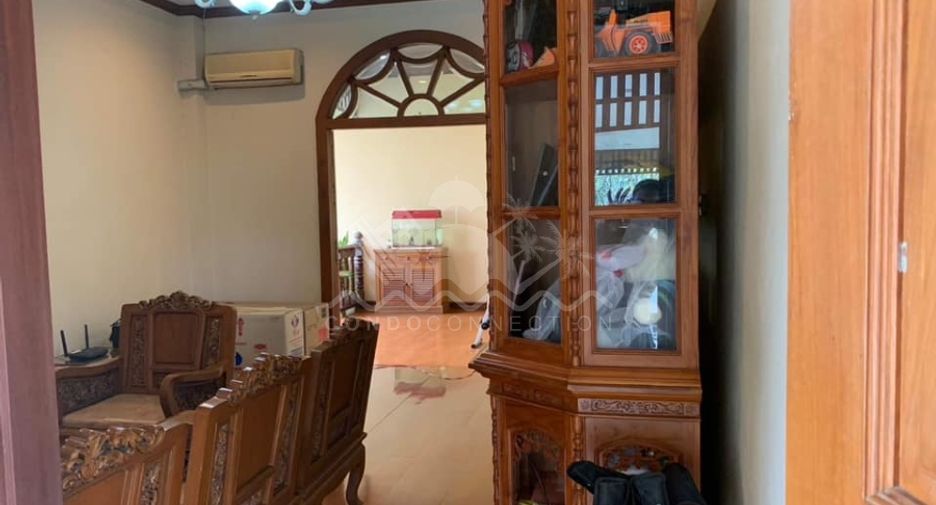 Casa en venta de 4 habitaciones en East Pattaya, Pattaya