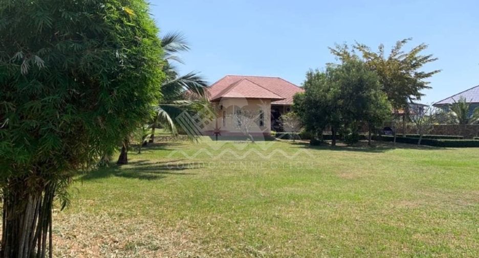 Casa en venta de 4 habitaciones en East Pattaya, Pattaya