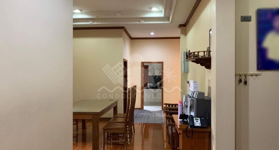 Casa en venta de 4 habitaciones en East Pattaya, Pattaya